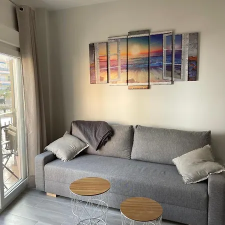 アパート Casamar フエンヒロラ